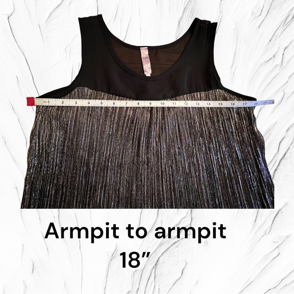 Women’s Alya Sleeveless, Metallic And Sheer Shirt, Black & Silver, Size Medium - Picture 5 of 9